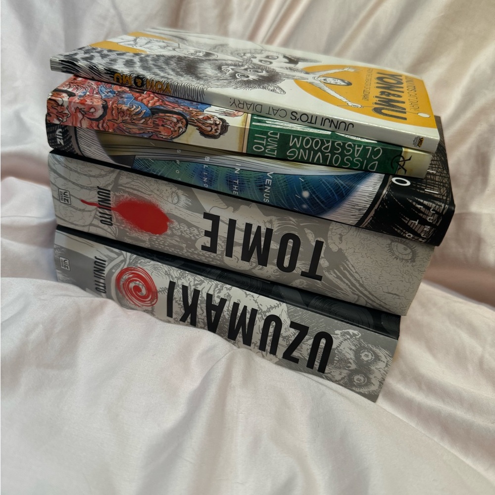Junji Ito manga lot